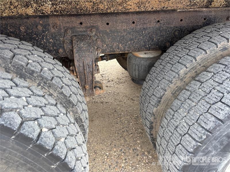 Peterbilt 567 6x4 T/A Dump Truck Tippbil