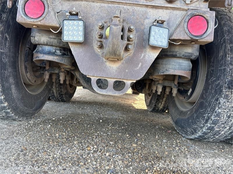 Peterbilt 567 6x4 T/A Dump Truck Bañeras basculantes usadas