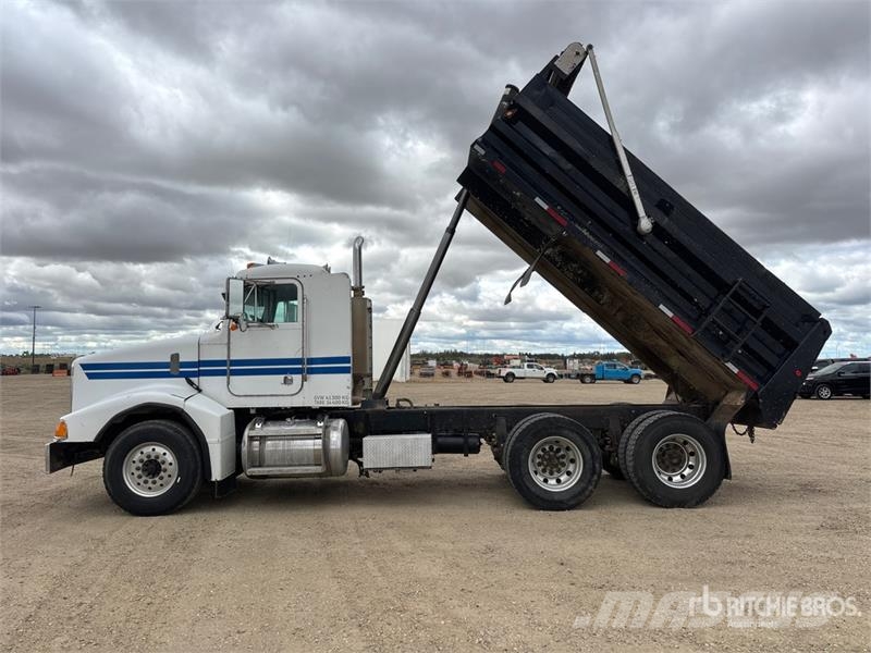 Peterbilt 567 6x4 T/A Dump Truck Tippbil