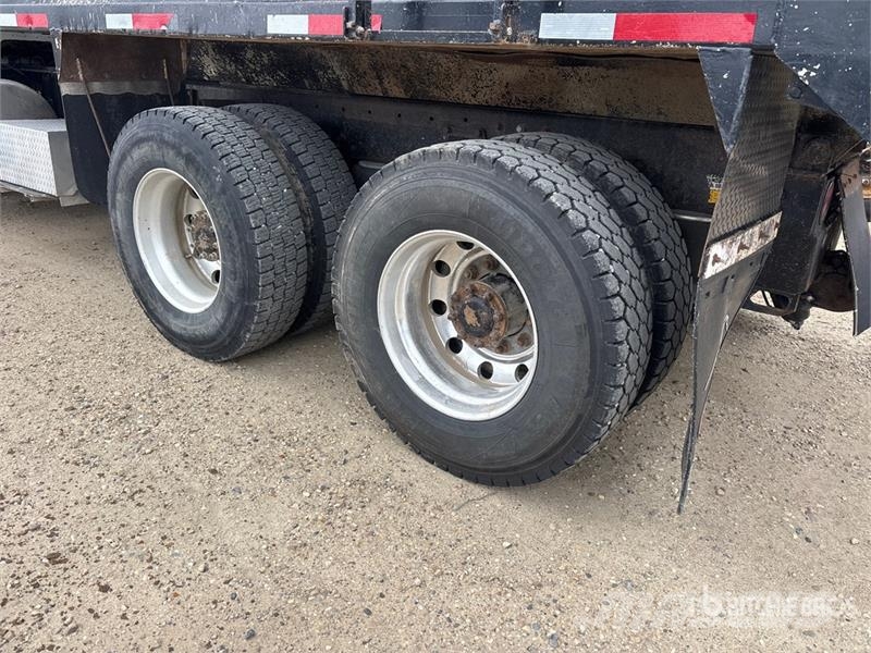 Peterbilt 567 6x4 T/A Dump Truck Tippbil