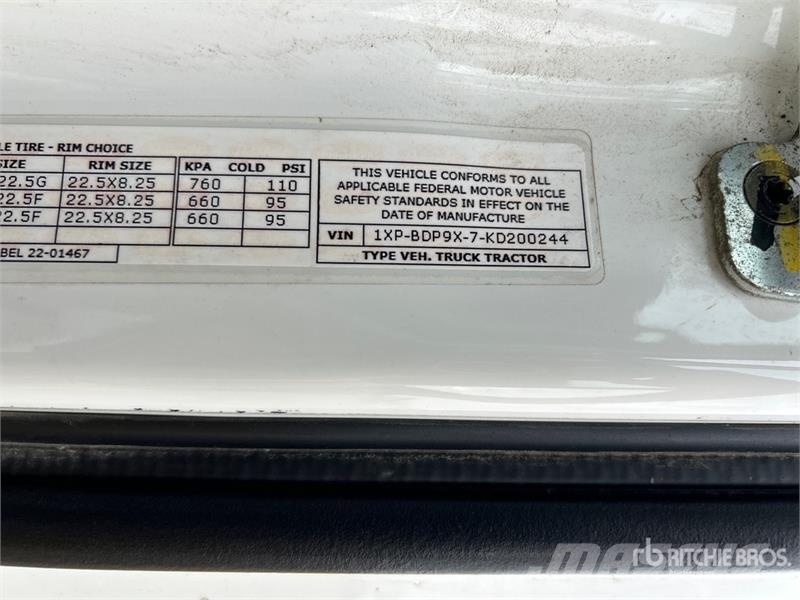 Peterbilt 579 Tractor Units