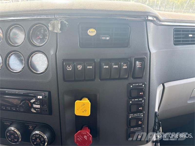 Peterbilt 579 Tractor Units