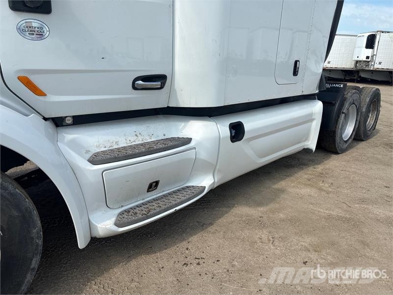 Peterbilt 579 Tractor Units