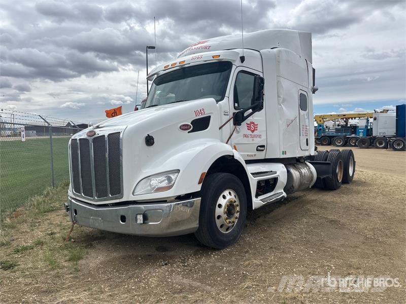 Peterbilt 579 Naudoti vilkikai