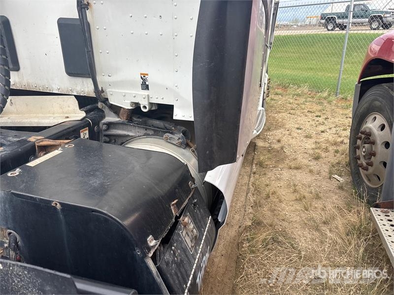 Peterbilt 579 Naudoti vilkikai