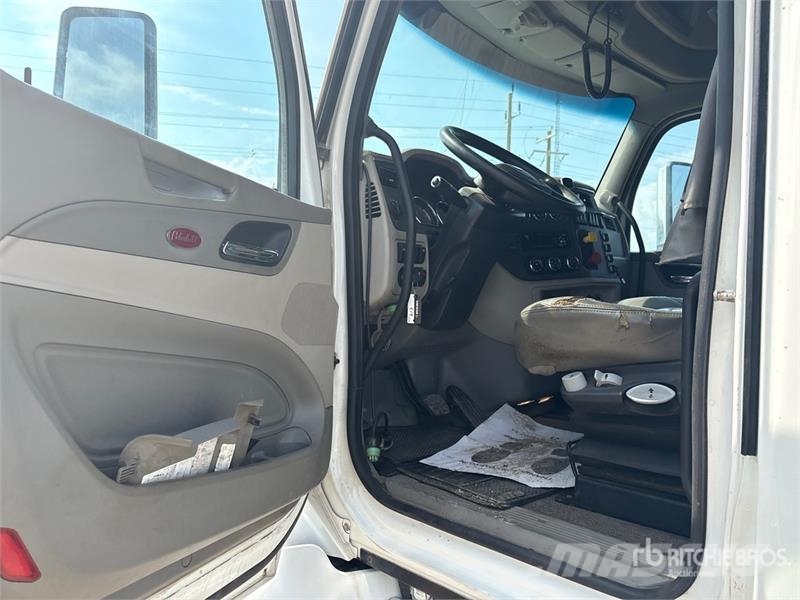 Peterbilt 579 Tractor Units