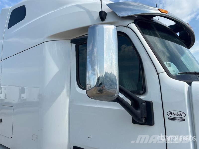 Peterbilt 579 Tractor Units