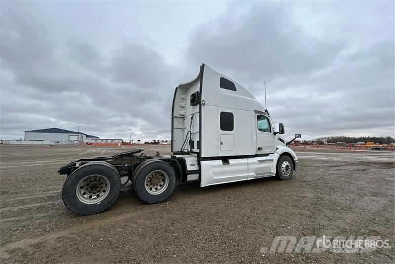 Peterbilt 579 Vetopöytäautot