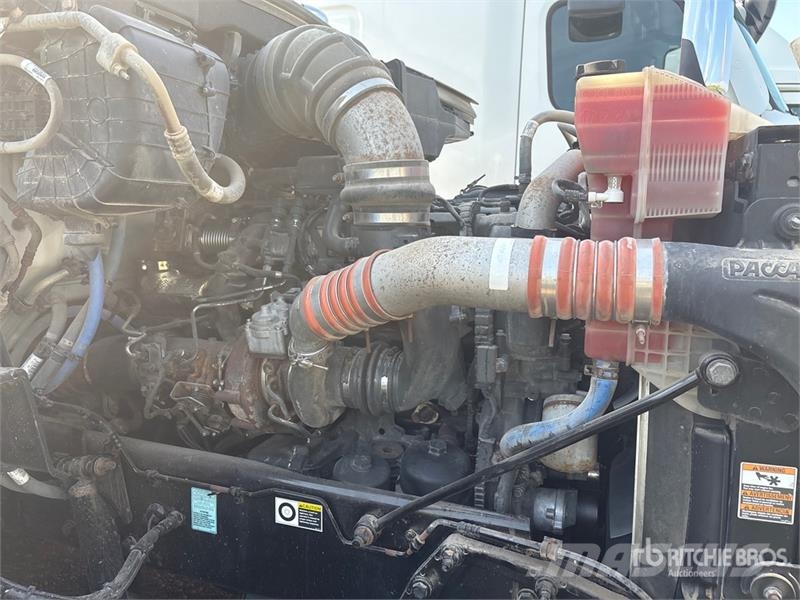 Peterbilt 579 Tractor Units