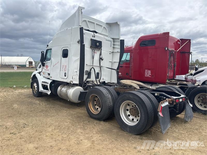 Peterbilt 579 Naudoti vilkikai