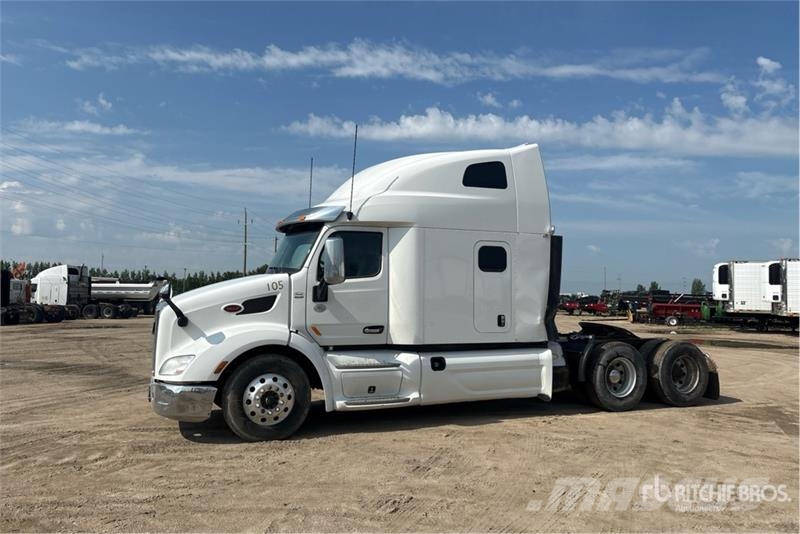 Peterbilt 579 Tractor Units
