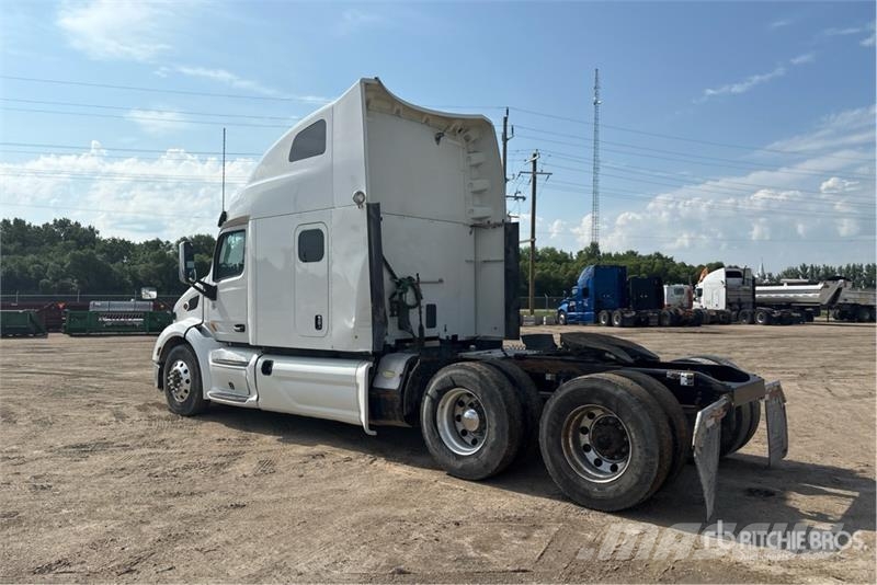 Peterbilt 579 Tractor Units