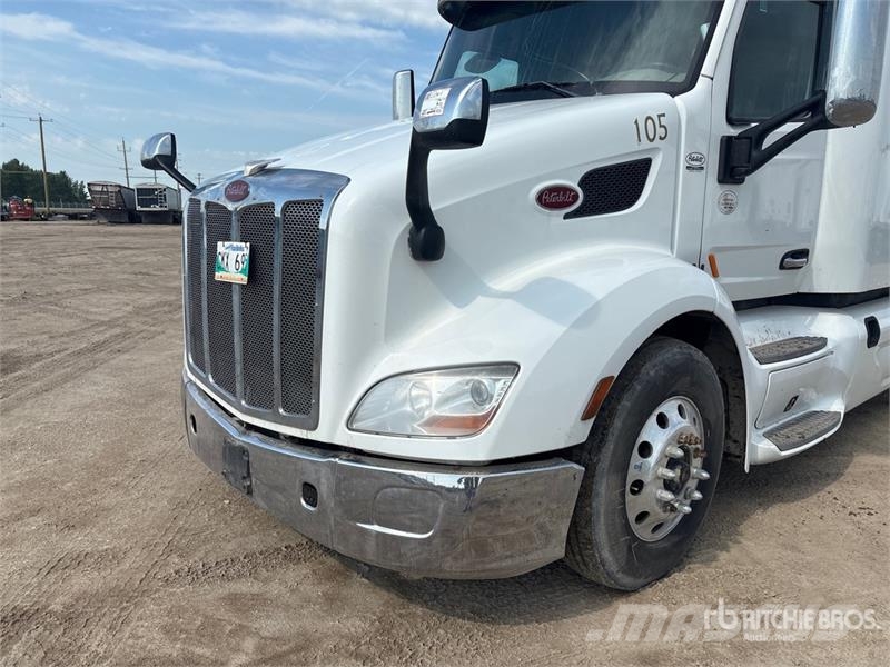 Peterbilt 579 Tractor Units