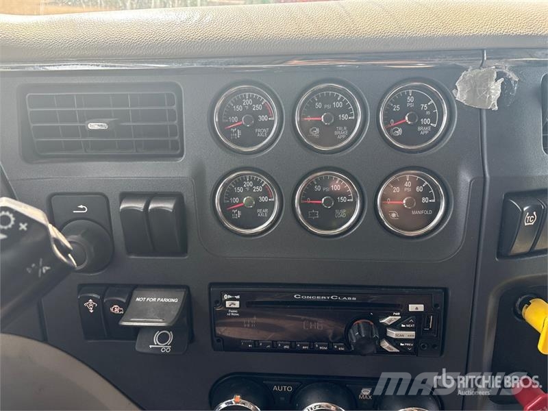 Peterbilt 579 Tractor Units