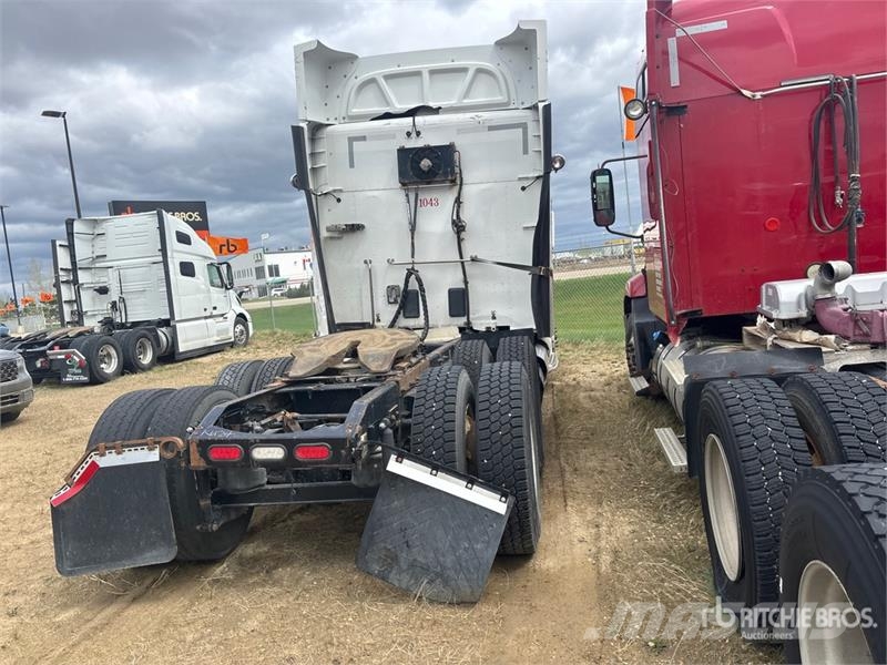 Peterbilt 579 Naudoti vilkikai