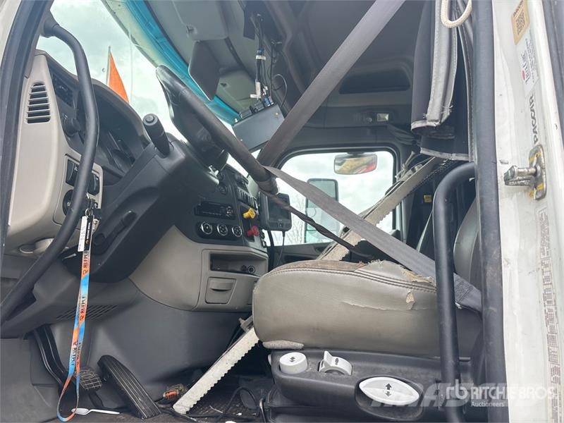 Peterbilt 579 Naudoti vilkikai