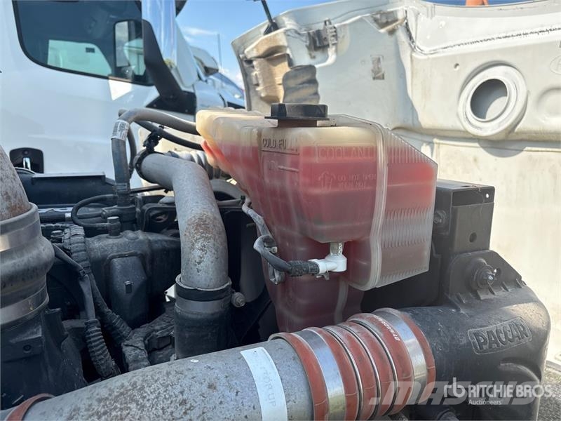 Peterbilt 579 Tractor Units