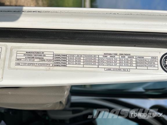 Peterbilt 579 Tractor Units