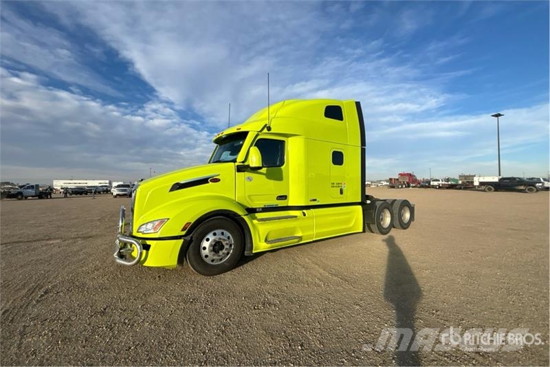 Peterbilt 579 Naudoti vilkikai