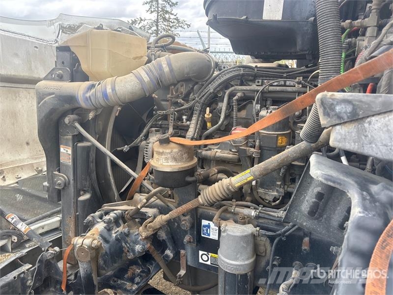 Peterbilt 579 Naudoti vilkikai