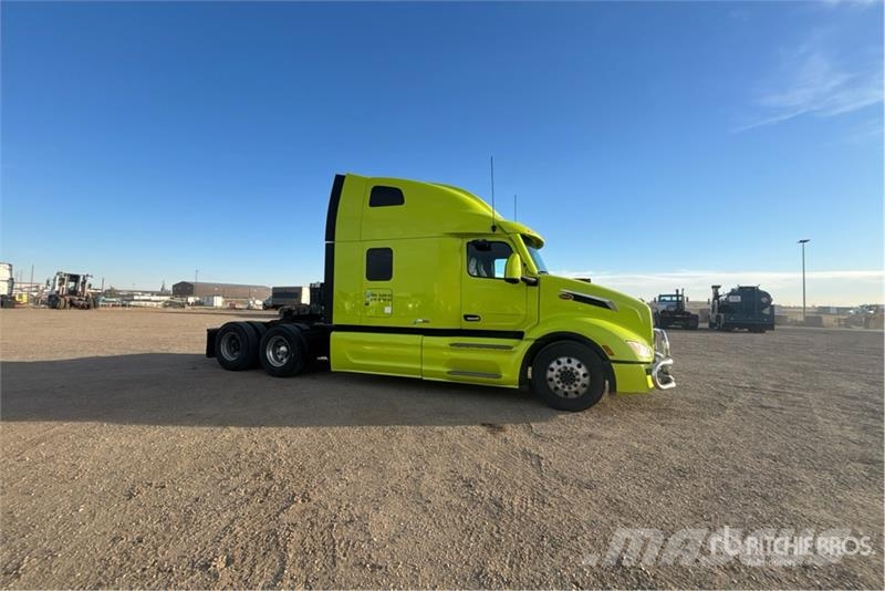 Peterbilt 579 Naudoti vilkikai