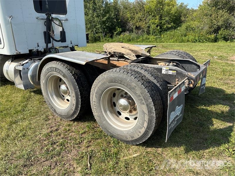 Peterbilt 6x4 T/A Sleeper Truck Tractor 트랙터 유닛