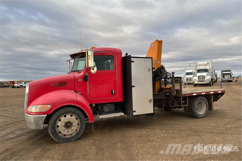 Peterbilt Effer 75 Knuckle Boom on Peterbilt 325 4x2 Boom T Kamioni sa kranom