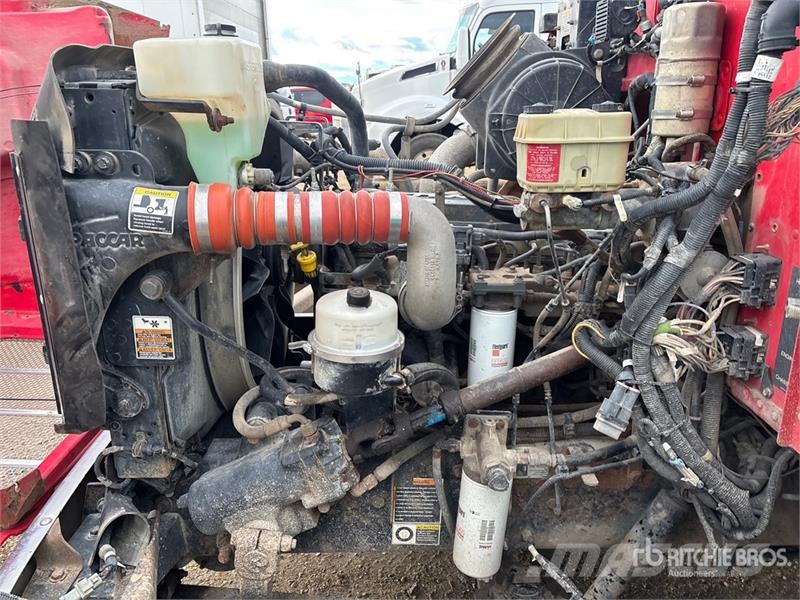 Peterbilt Effer 75 Knuckle Boom on Peterbilt 325 4x2 Boom T Kamioni sa kranom