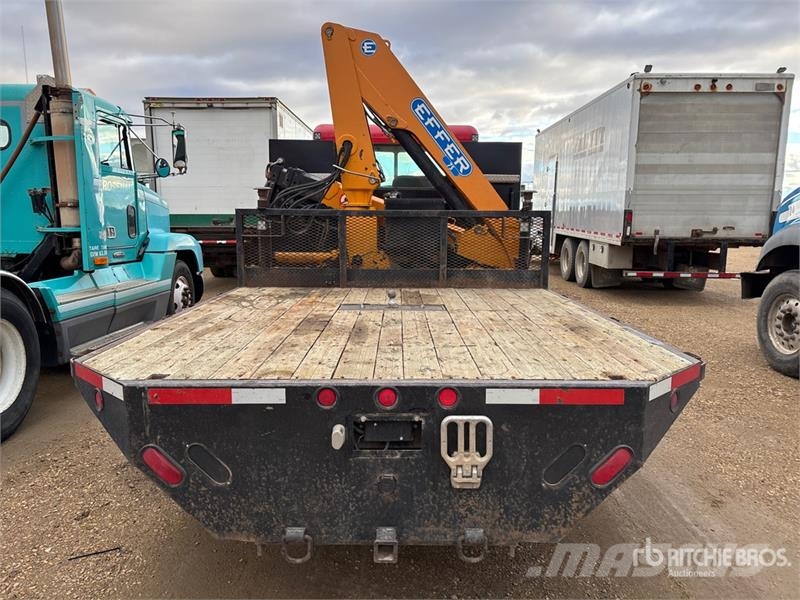 Peterbilt Effer 75 Knuckle Boom on Peterbilt 325 4x2 Boom T Kamioni sa kranom