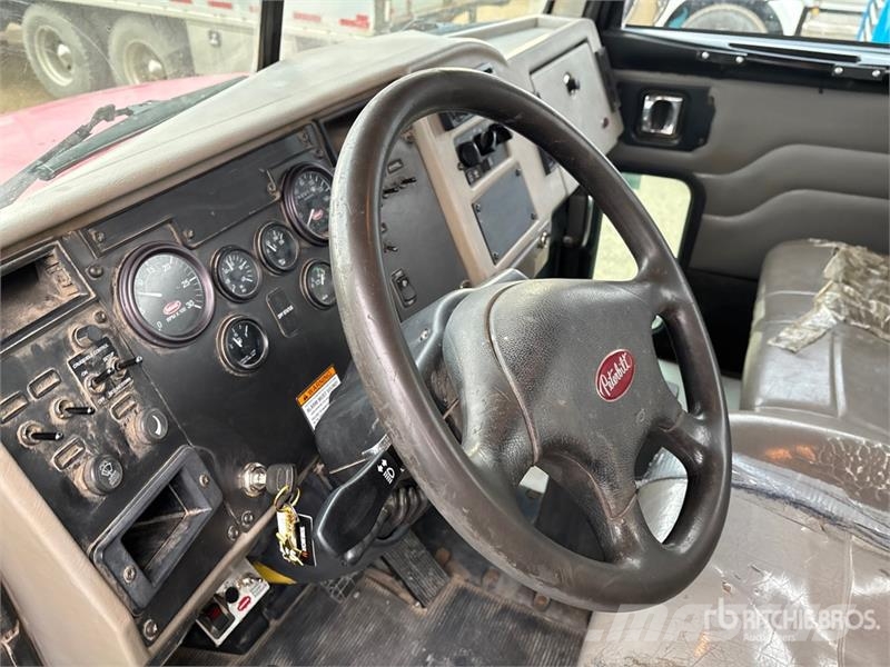 Peterbilt Effer 75 Knuckle Boom on Peterbilt 325 4x2 Boom T Kamioni sa kranom