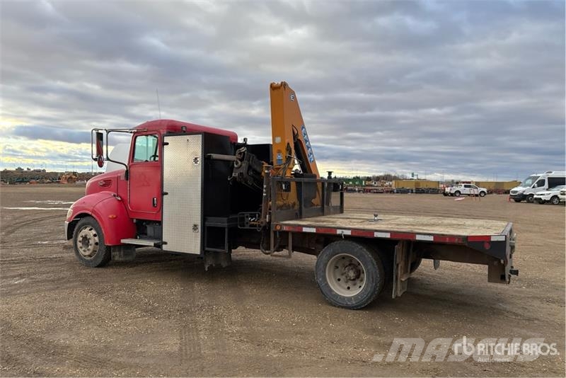 Peterbilt Effer 75 Knuckle Boom on Peterbilt 325 4x2 Boom T Kamioni sa kranom