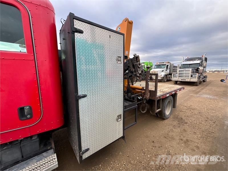 Peterbilt Effer 75 Knuckle Boom on Peterbilt 325 4x2 Boom T Kamioni sa kranom