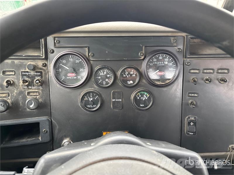 Peterbilt Effer 75 Knuckle Boom on Peterbilt 325 4x2 Boom T Kamioni sa kranom