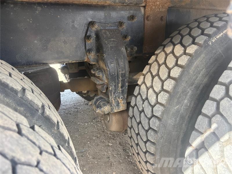 Peterbilt Fassi F280 9500 kg Knuckle Boom on Peterbilt 330 크레인 트럭
