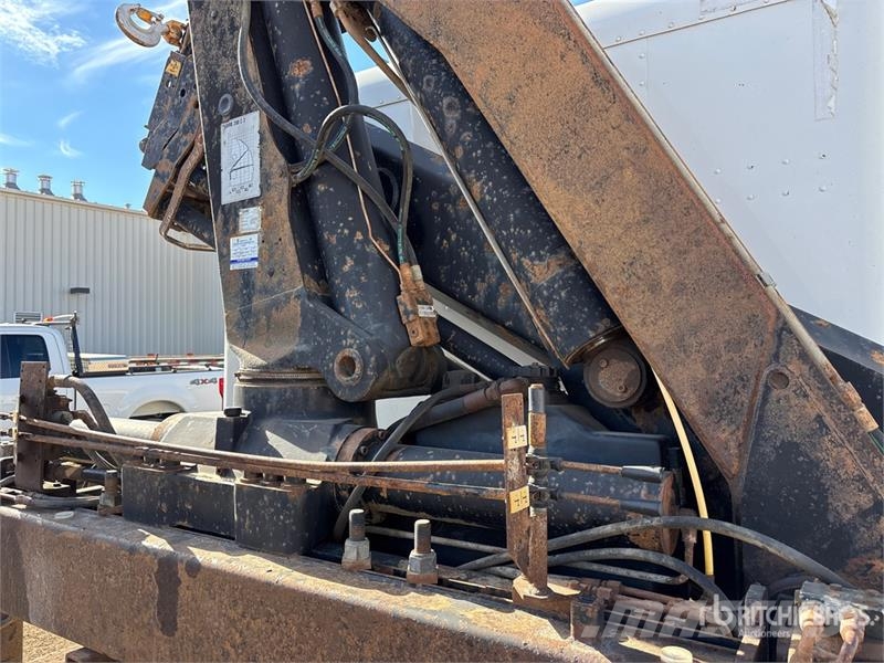 Peterbilt Hiab 200C-3 7000 kg Knuckle Boom on Peterbilt 378 Kamioni sa kranom