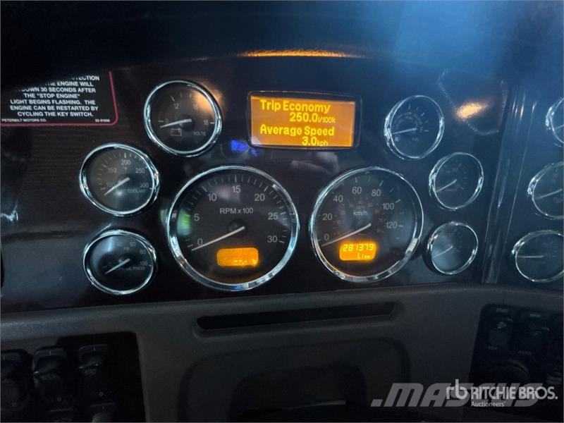 Peterbilt Hydra-Lift WHL45TC100 45 ton Straight Boom on  Pet Nosturiautot