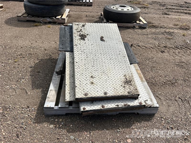 Peterbilt of (2) Peterbilt Truck Fender Overige componenten