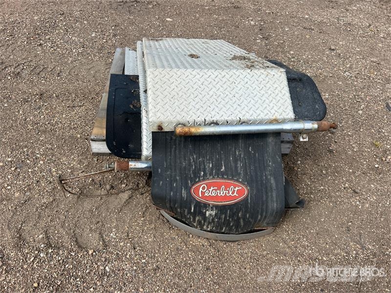 Peterbilt of (2) Peterbilt Truck Fender Overige componenten