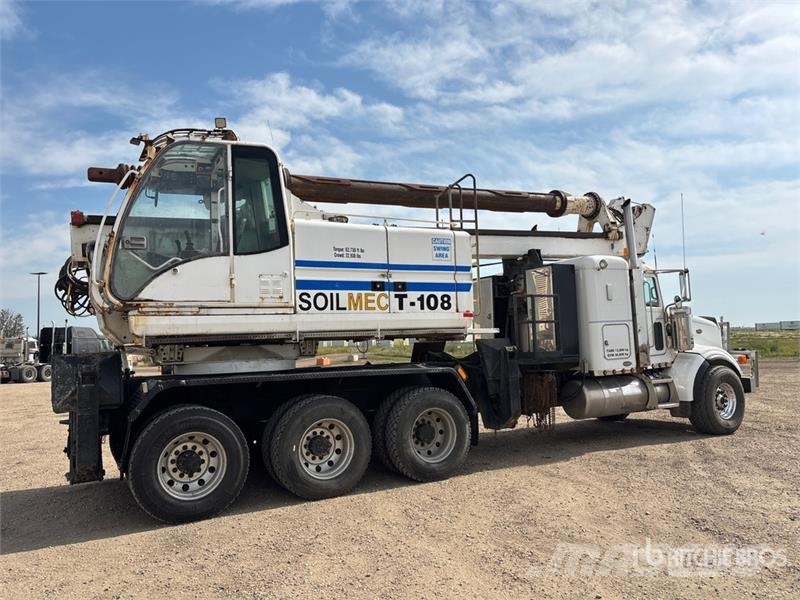 Peterbilt Soilmec T-108 on  Peterbilt 378 8x6 Drill Truck شاحنات المعدات  المحمولة لحفر الآبار