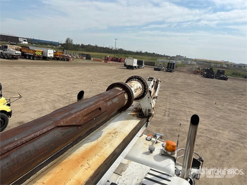 Peterbilt Soilmec T-108 on  Peterbilt 378 8x6 Drill Truck شاحنات المعدات  المحمولة لحفر الآبار