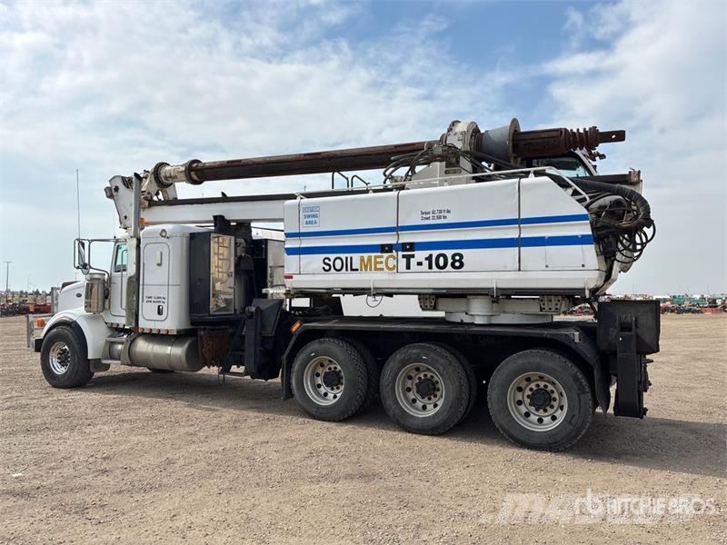 Peterbilt Soilmec T-108 on  Peterbilt 378 8x6 Drill Truck شاحنات المعدات  المحمولة لحفر الآبار