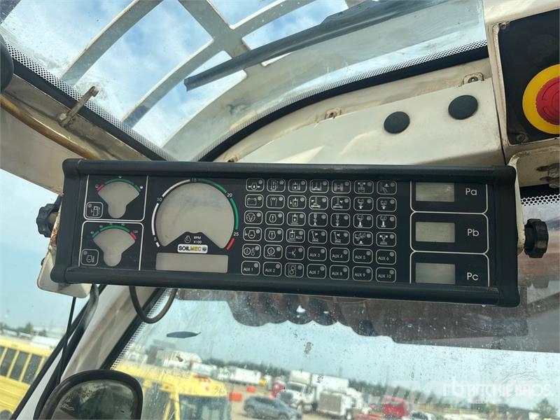 Peterbilt Soilmec T-108 on  Peterbilt 378 8x6 Drill Truck شاحنات المعدات  المحمولة لحفر الآبار