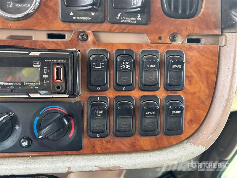 Peterbilt Soilmec T-108 on  Peterbilt 378 8x6 Drill Truck شاحنات المعدات  المحمولة لحفر الآبار