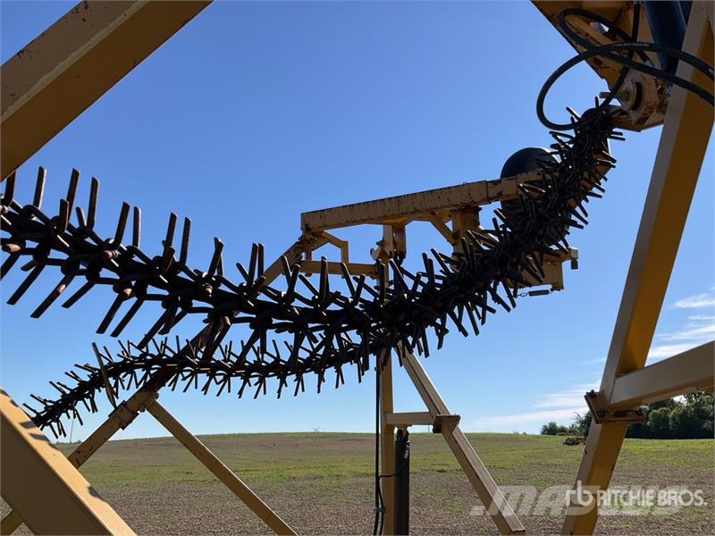  Phillips 4505 45 ft Rotary Harrow Muut maatalouskoneet