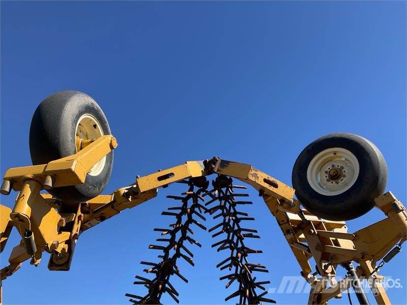 Phillips 4505 45 ft Rotary Harrow Muut maatalouskoneet
