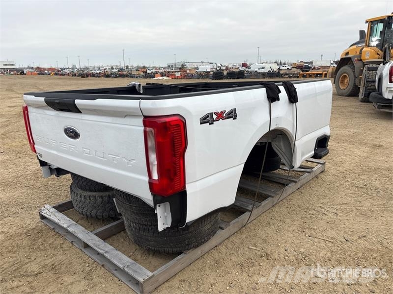 Pickup Truck Bed معدات النقل - غير ذلك