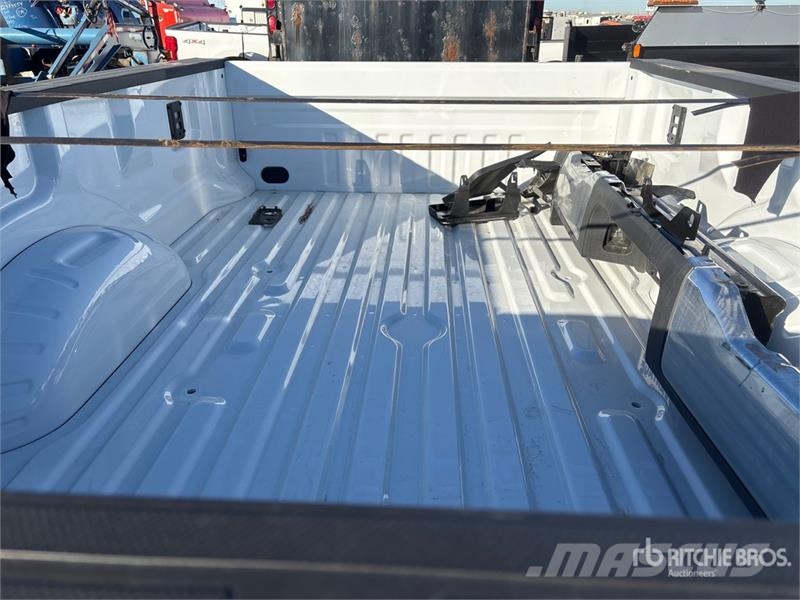  Pickup Truck Bed معدات النقل - غير ذلك