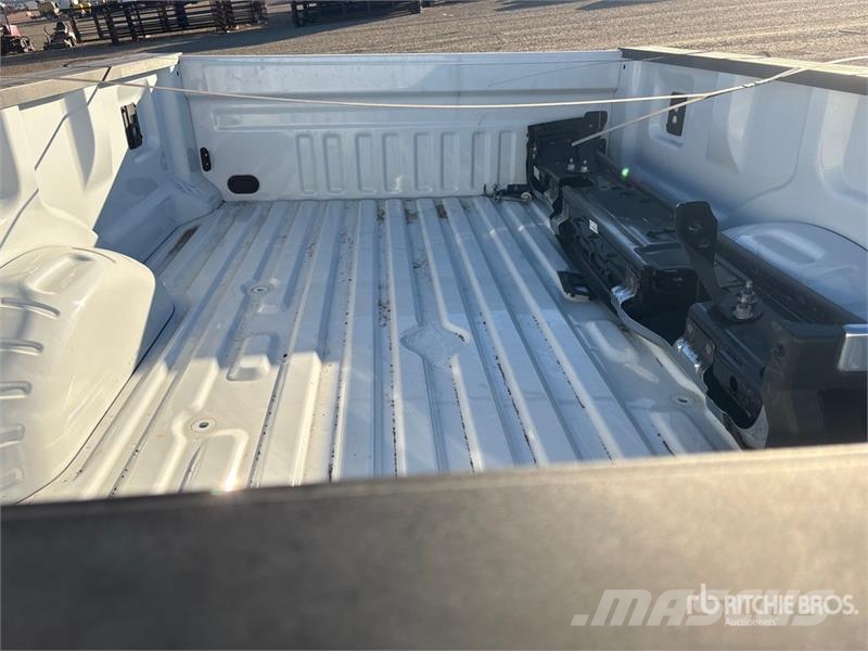  Pickup Truck Bed معدات النقل - غير ذلك