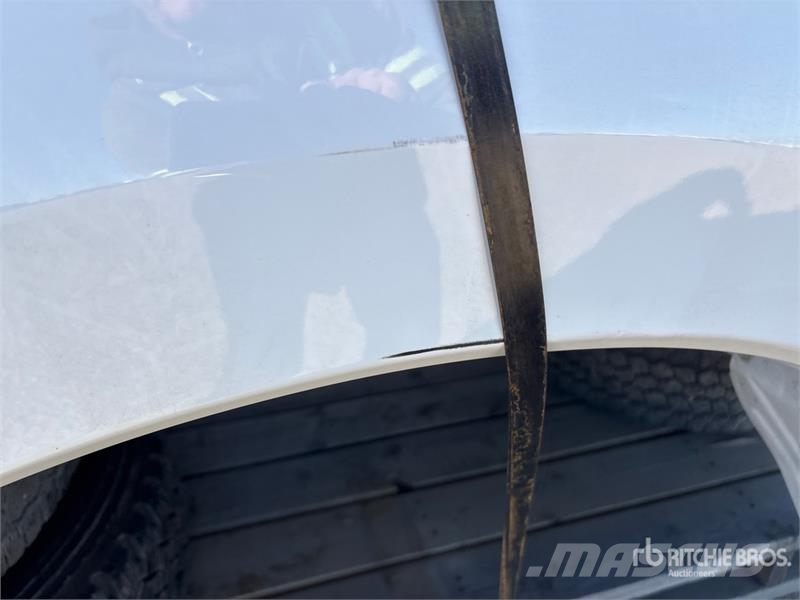 Pickup Truck Bed معدات النقل - غير ذلك
