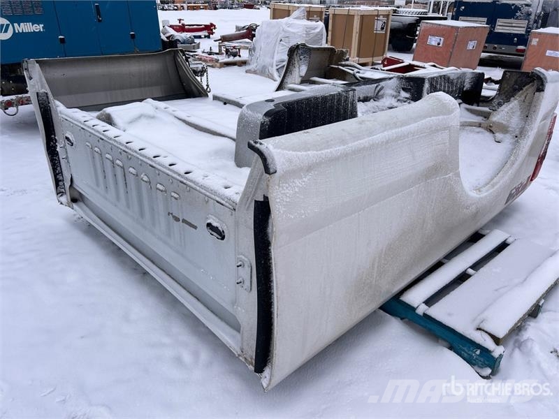  Pickup Truck Bed - Fits 2023 Ford F-350 XLT معدات النقل - غير ذلك